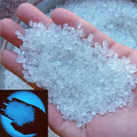 2000pcs/bag Glow In Dark Artificial Stone Gardening Aquarium Landscape Fluorescent Small Stone Vase Hourglass Luminous Sand Fluorescent Particles 50g (Color: White, size: 2000pcs/bag)