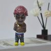 1pc Hip-Hop Singer Statue, Music Artist Sculpture Table Decoration, Gift For Hip-Hop Lovers, Garden Resin Decoration